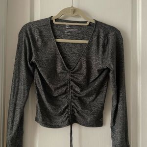 GAP fit like new crop long sleeve top